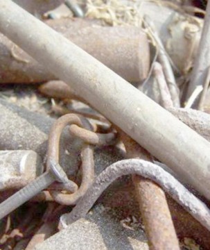 Peste o tonă de fier vechi confiscată în Portul Constanţa